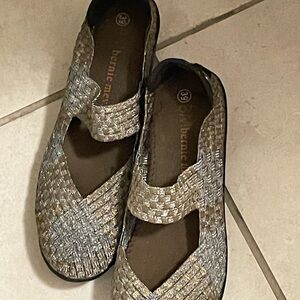 Berni Mave Lulia Women Slip On shoes 8